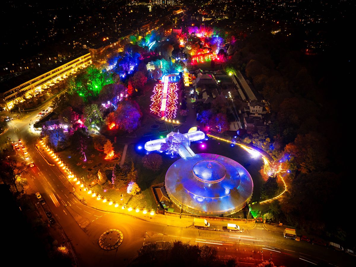 GlasGLOW sells over 20,000 tickets in first hour as fans rush to relive 80s magic