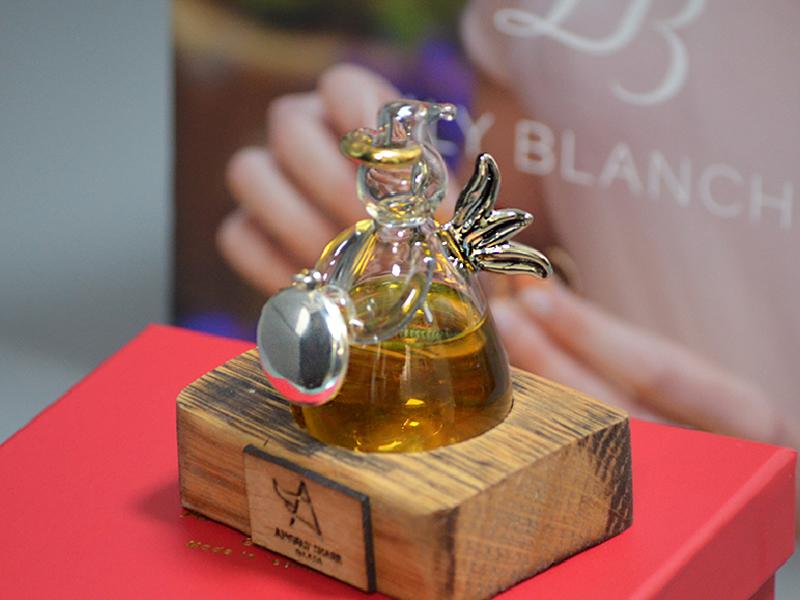 Whisky Angel with Silver Locket launched by glassmaker