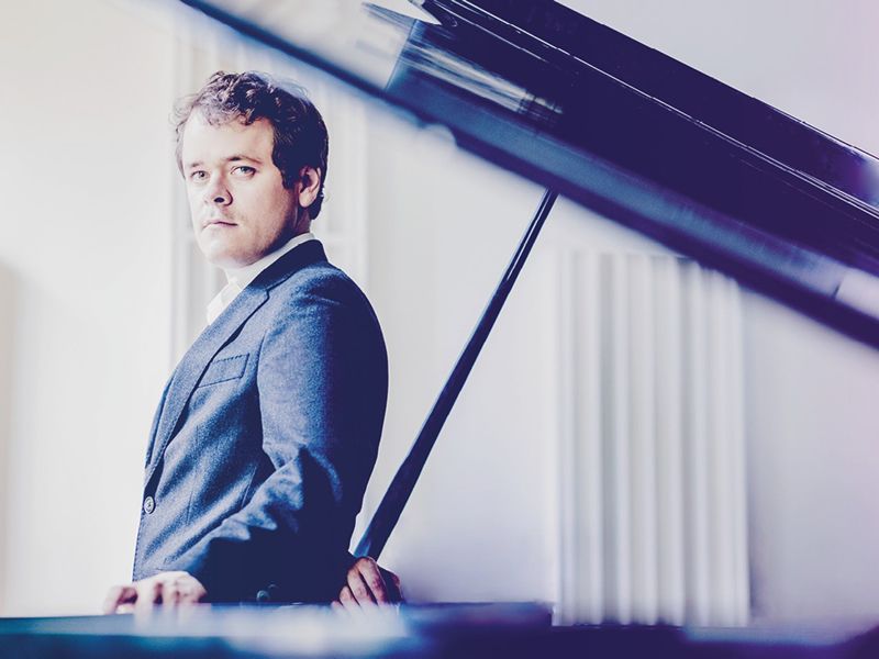 SCO 23-24: Mendelssohn Piano Concerto No 1 with Benjamin Grosvenor