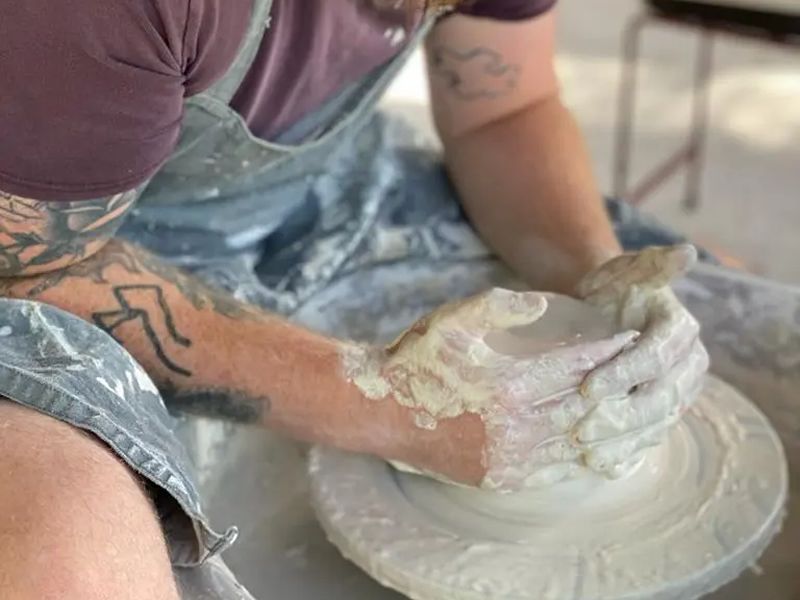 Throwing Pots for Beginners