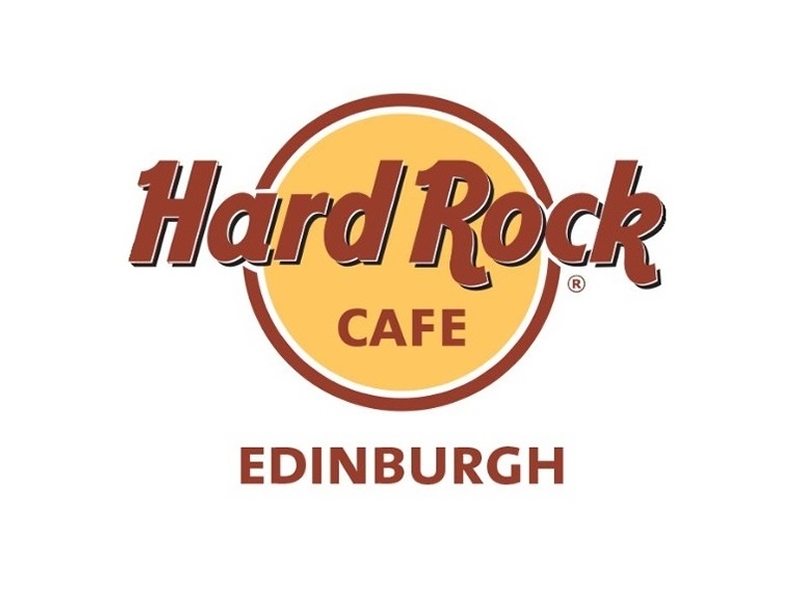 Hard Rock Cafe Celebrates Thanksgiving in All American Style