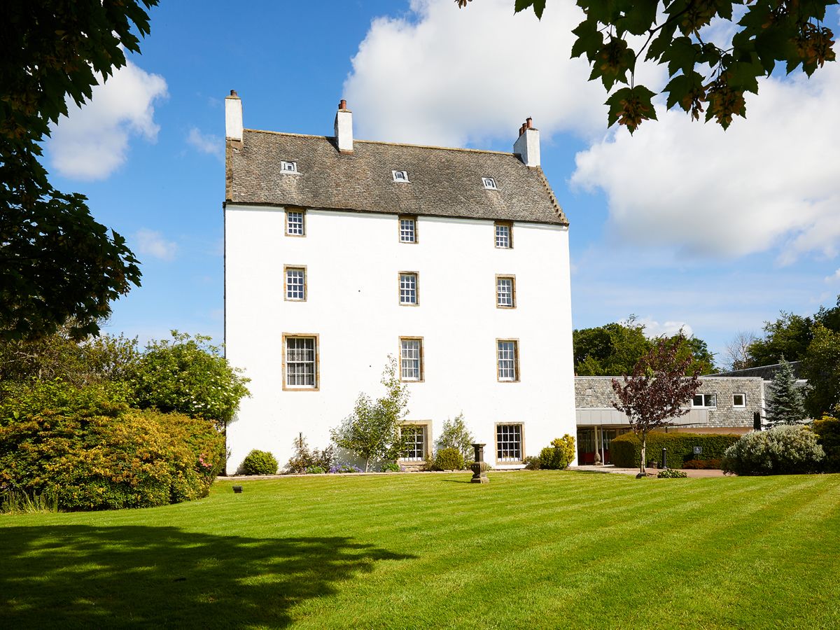 Macdonald Houstoun House