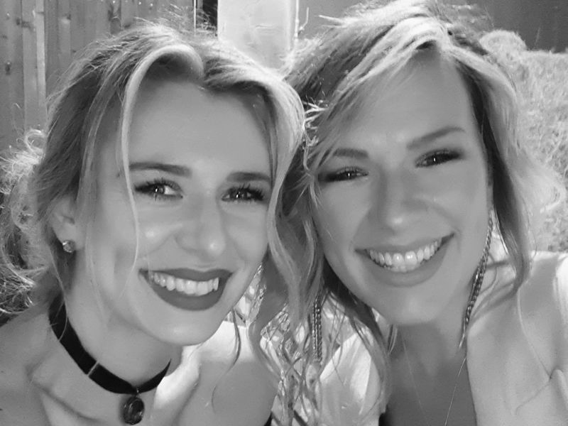 Acoustic Cafe Nights @ The Granary Presents Aileen and Julia Reid (Kinnaris)