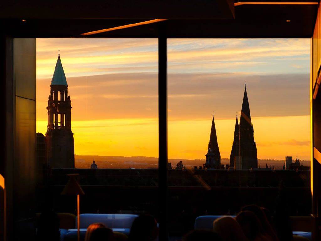 Johnnie Walker Princes Street Introduces Sunrise Yoga Experience