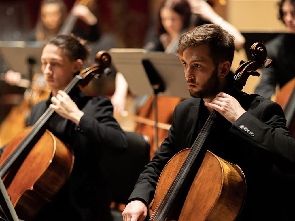 Strings Weekend: RCS Showcase