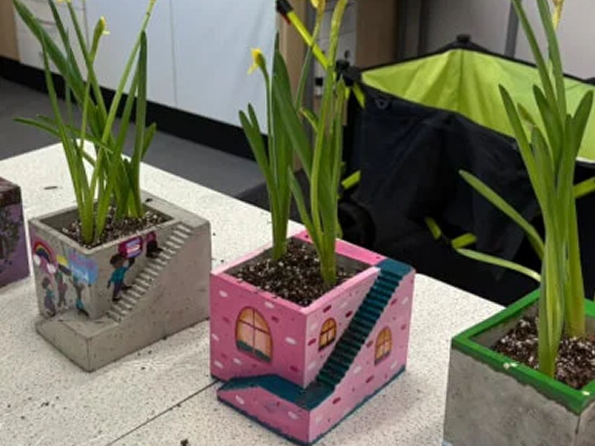 Kids Easter Concrete Planter Painting Workshop