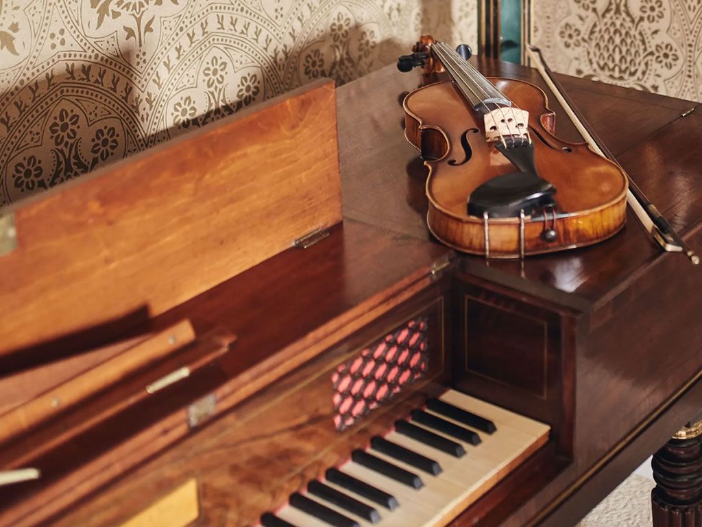 Free Musical Instrument Valuations