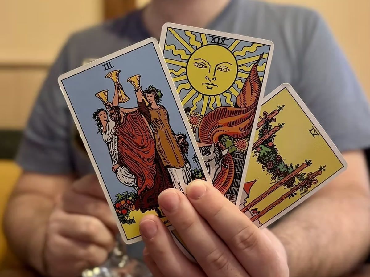 Tarot & Tipples