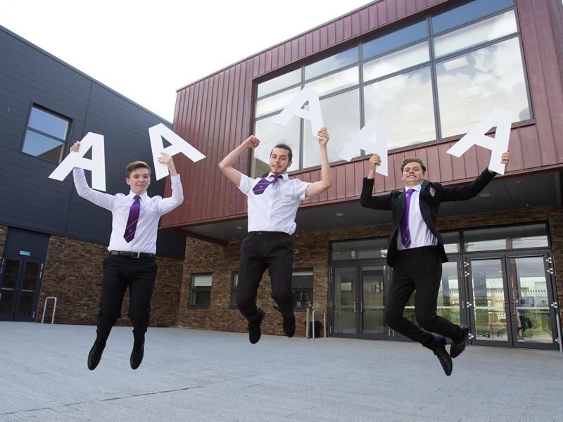 East Renfrewshire pupils deliver outstanding SQA exam results