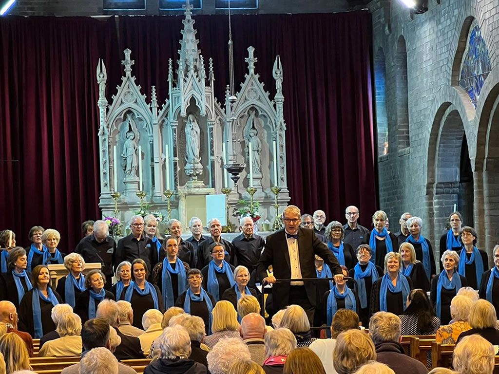 Glasgow Phoenix Choir in concert for MND Scotland