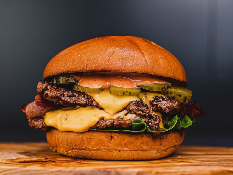 Popular Burger Joint Luxford Pops Up at Fore Play Crazy Golf in Edinburgh