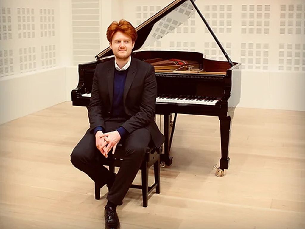 Lunchtime Concert: Philip Sharp