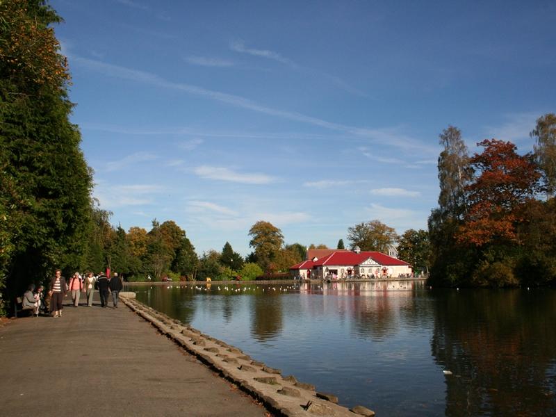 Rouken Glen Park