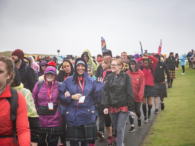 Biggest ever Kiltwalk in Dundee raises record funds for local charities