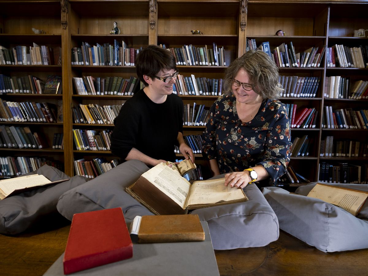 Book Tales: Storytelling through the lives of readers past and present