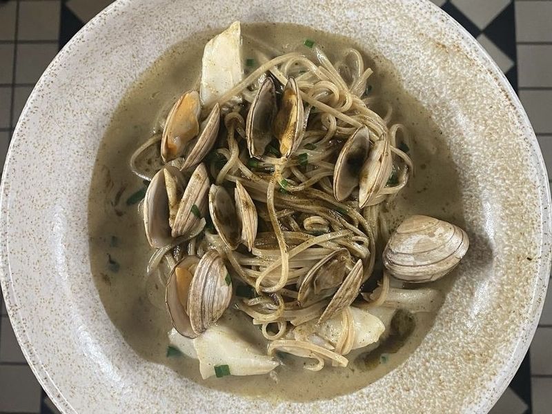 Celentano's Linguine with East Coast surf clams