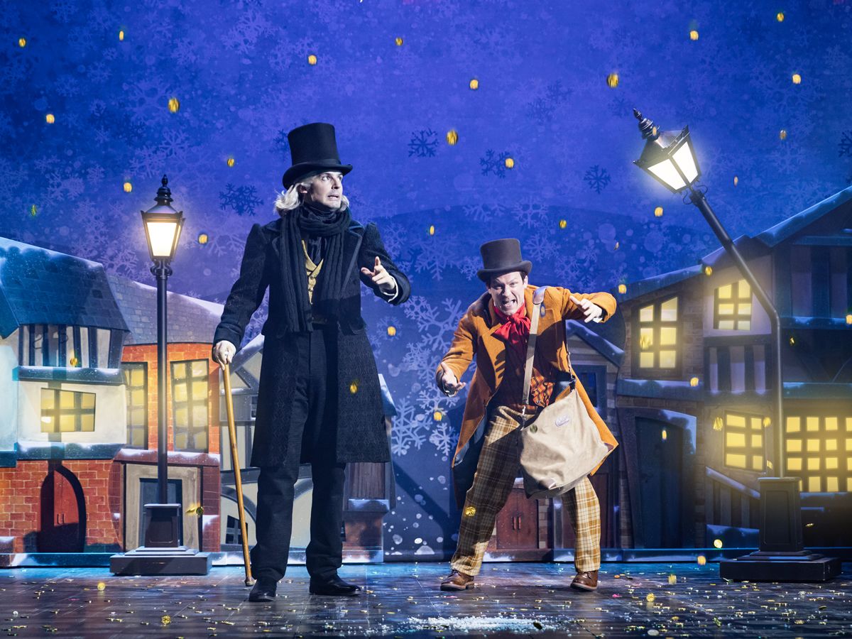 Christmas Carol Goes Wrong crashes into the Kings Theatre Glasgow
