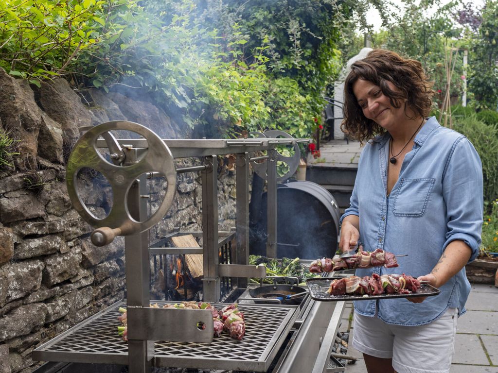 Live Fire & Kamado - Cook School with Genevieve Taylor