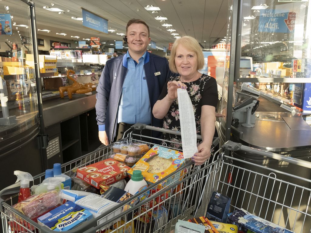 Aldi Scotland Supermarket Sweep is coming to Strathaven