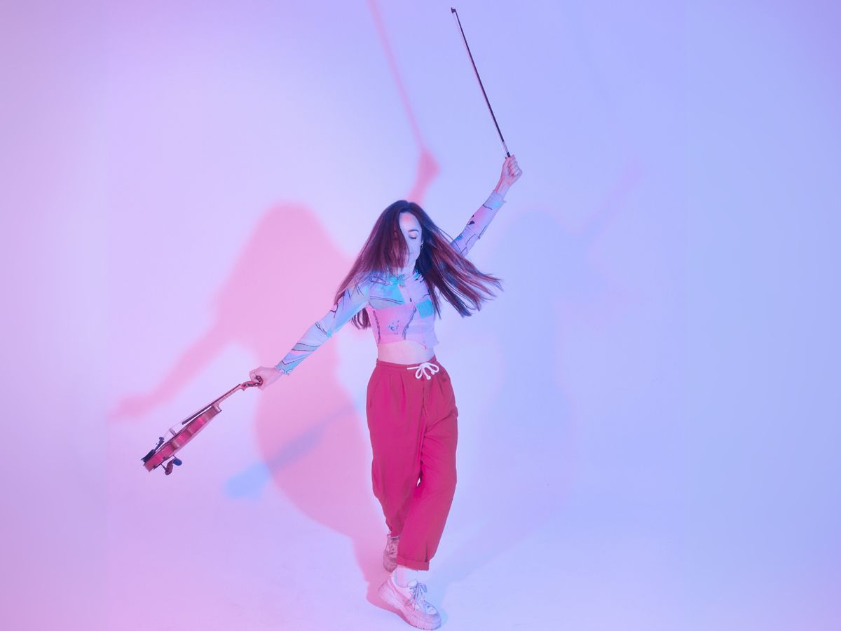 Catriona Price: Routes to Roots with El Guapo