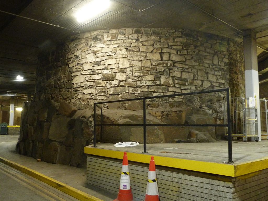 Hidden medieval Stirling street opened up for guided tours